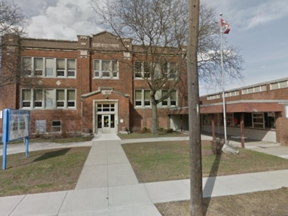 Adelaide Hoodless - photo of the front of the school 